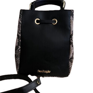 Sara Burglar Ariel Snake Print Black Leather Bucket Bag NWOT
